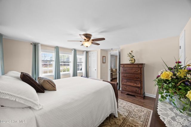 7108 Carolina Beach Road, Wilmington, NC 28412