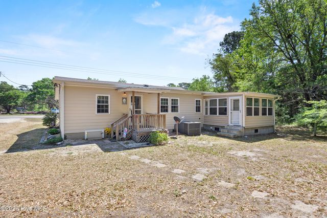 7108 Carolina Beach Road, Wilmington, NC 28412