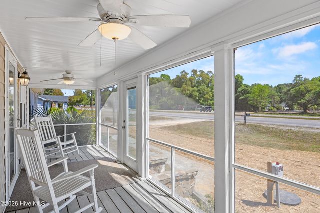 7108 Carolina Beach Road, Wilmington, NC 28412