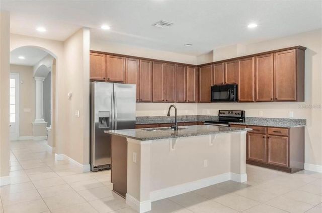 8642 VIA TAVOLERIA WAY, Windermere, FL 34786