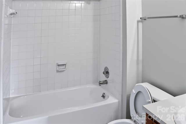 6805 Cabot Circle, Charlotte, NC 28226