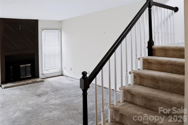 6805 Cabot Circle, Charlotte, NC 28226