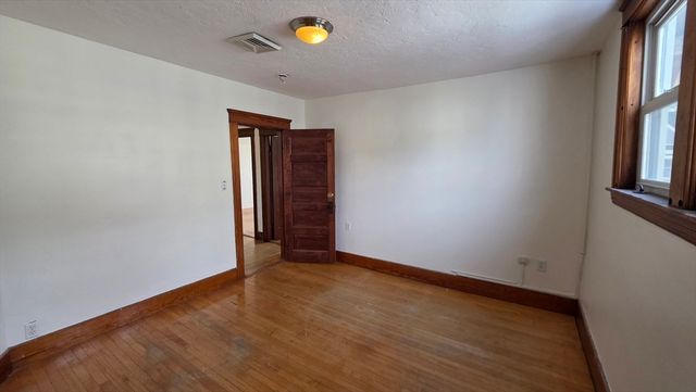 46 Wachusett, Worcester, MA 01609