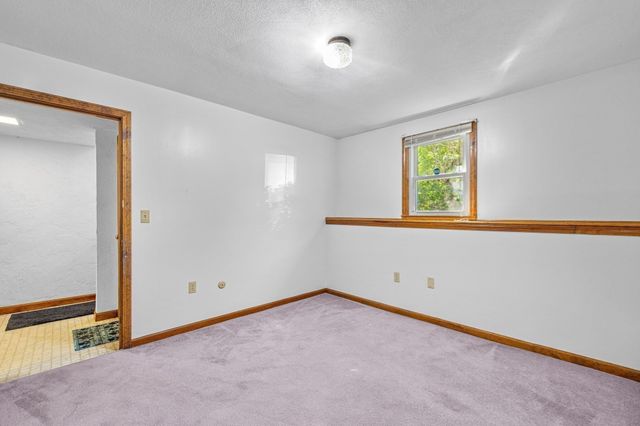129 Forest St, Franklin, MA 02038