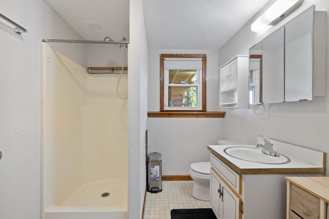 129 Forest St, Franklin, MA 02038
