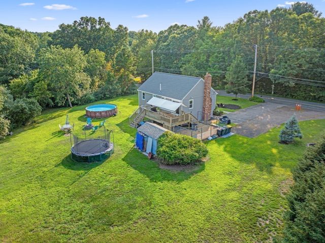 129 Forest St, Franklin, MA 02038