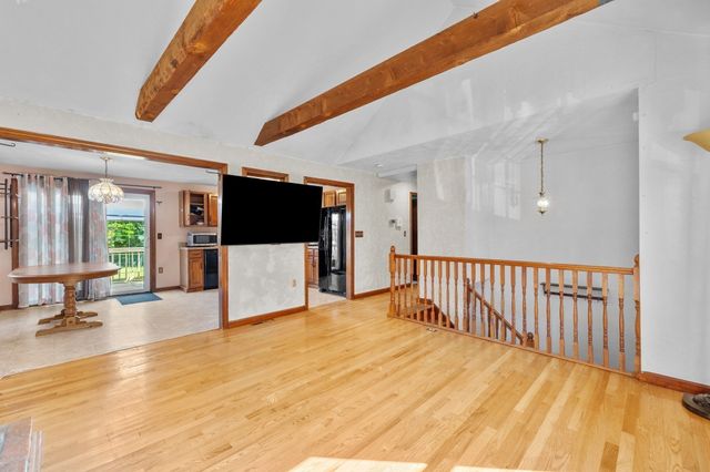 129 Forest St, Franklin, MA 02038