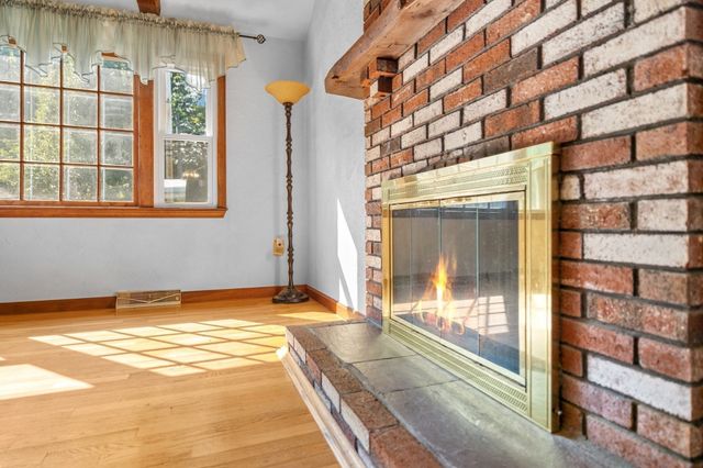 129 Forest St, Franklin, MA 02038