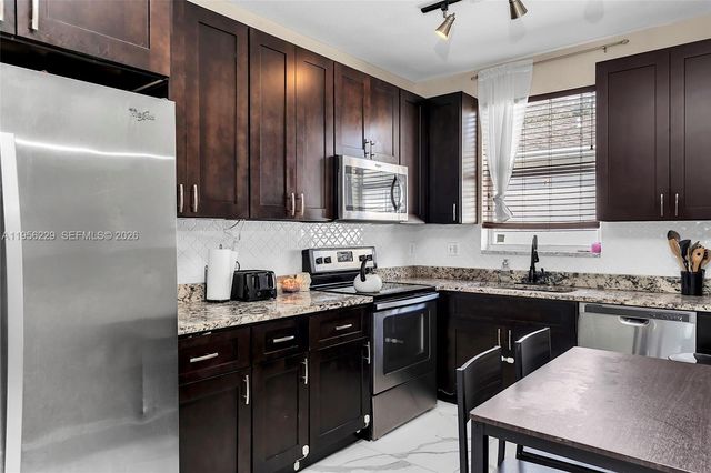 790 NW 16th Pl, Pompano Beach, FL 33060