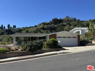 1271 El Hito Circle, Pacific Palisades (los Angeles), CA 90272