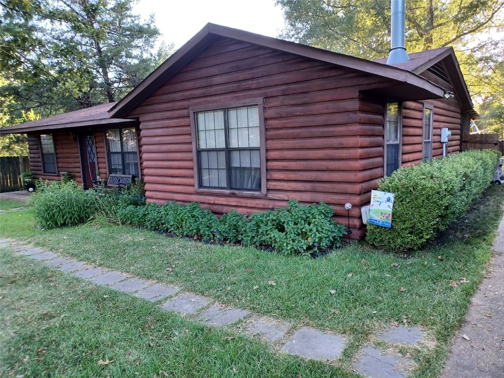 3212 Seminole Drive, Shreveport, LA 71107