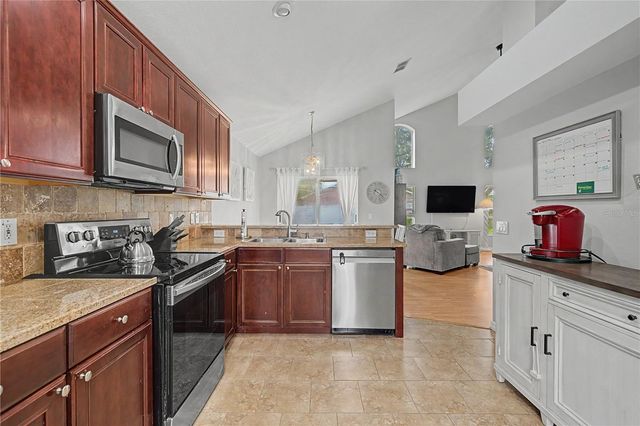 3908 BRILEY LOOP, Land O Lakes, FL 34638