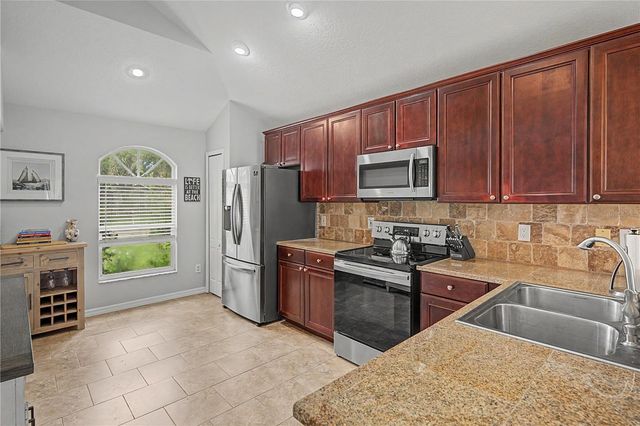 3908 BRILEY LOOP, Land O Lakes, FL 34638