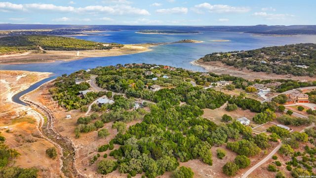 2631 Island View, Canyon Lake, TX 78133