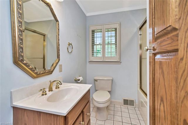 201 Oakwoods Lane, Wilkesboro, NC 28697