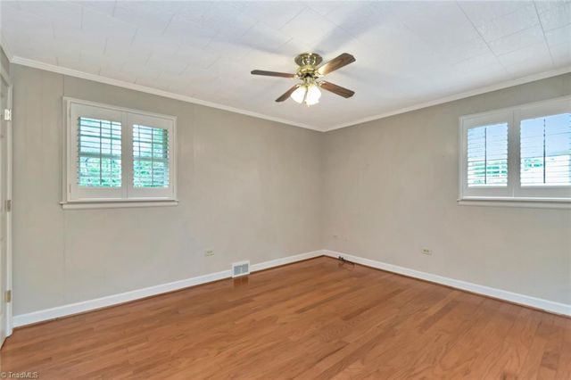 201 Oakwoods Lane, Wilkesboro, NC 28697