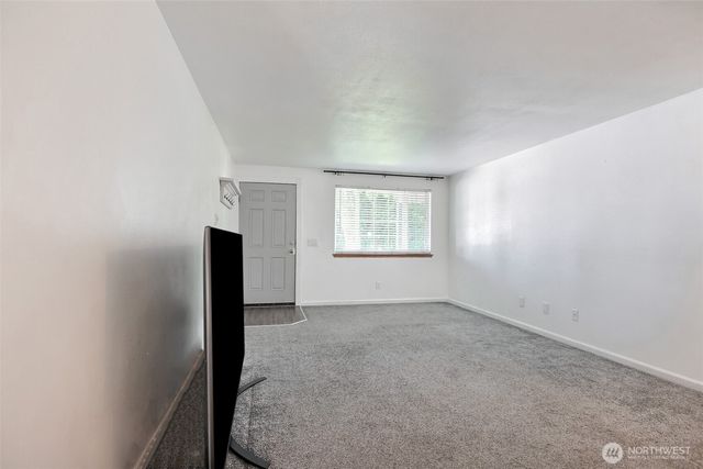 524 Brown Street SE, Orting, WA 98360