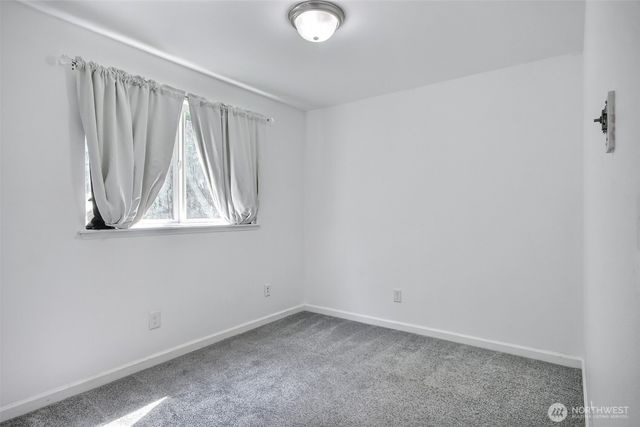 524 Brown Street SE, Orting, WA 98360