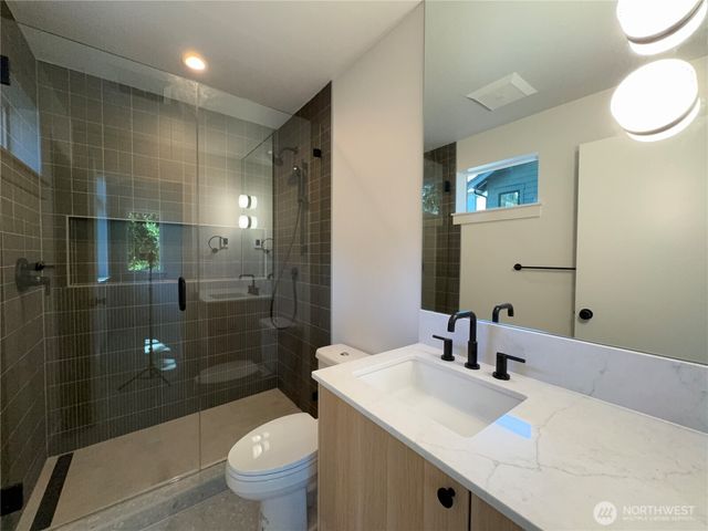 3024 NE 95th Street, Seattle, WA 98115