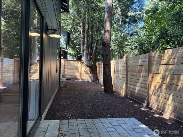 3024 NE 95th Street, Seattle, WA 98115