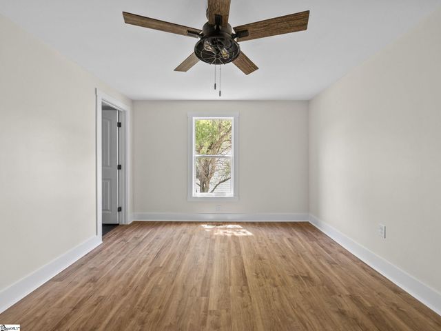 605 Gray Street, Woodruff, SC 29388