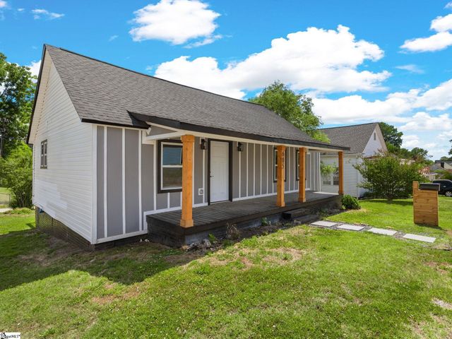 605 Gray Street, Woodruff, SC 29388