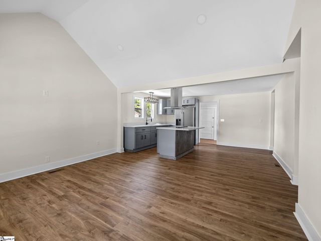 605 Gray Street, Woodruff, SC 29388