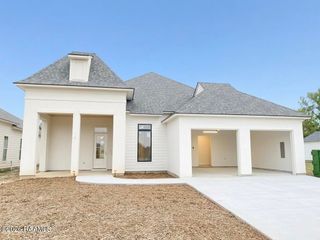 201 Cliffside Drive, Youngsville, LA 70592