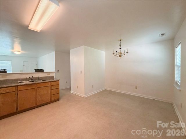 3125 Amay James Avenue, Charlotte, NC 28208