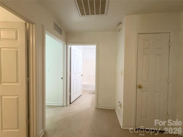 3125 Amay James Avenue, Charlotte, NC 28208