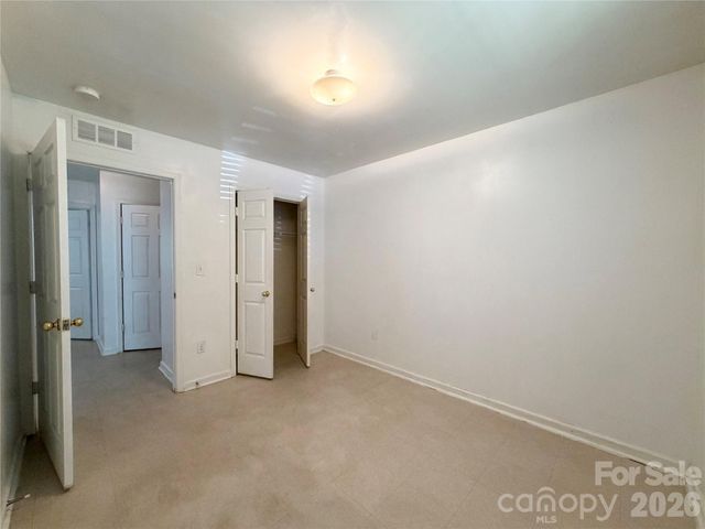 3125 Amay James Avenue, Charlotte, NC 28208