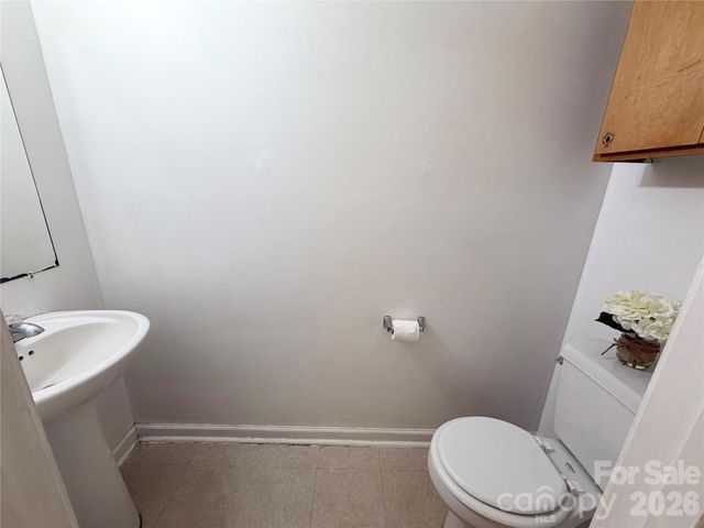 3125 Amay James Avenue, Charlotte, NC 28208