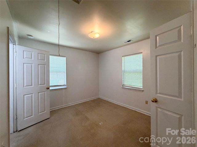 3125 Amay James Avenue, Charlotte, NC 28208