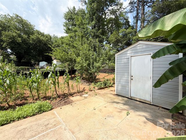 3125 Amay James Avenue, Charlotte, NC 28208