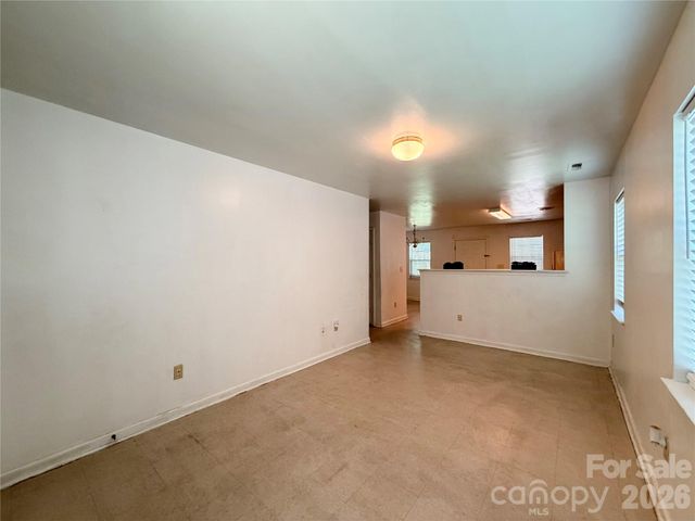 3125 Amay James Avenue, Charlotte, NC 28208