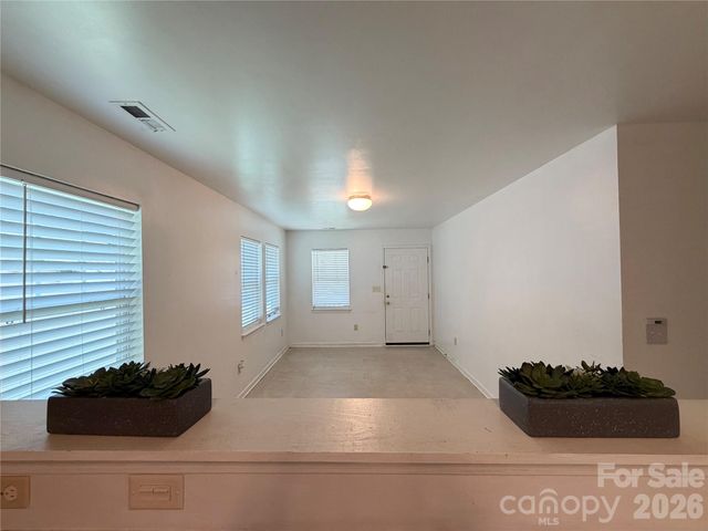 3125 Amay James Avenue, Charlotte, NC 28208