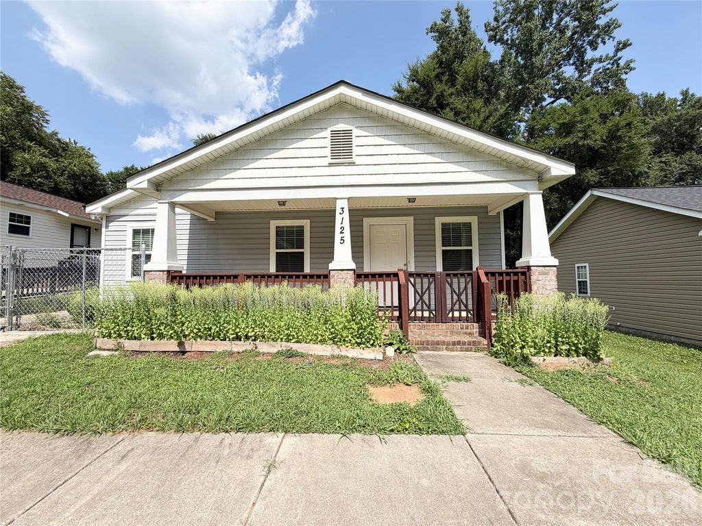 3125 Amay James Avenue, Charlotte, NC 28208