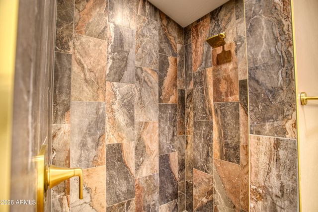 2233 Oakwood Drive, Lakeside, AZ 85929