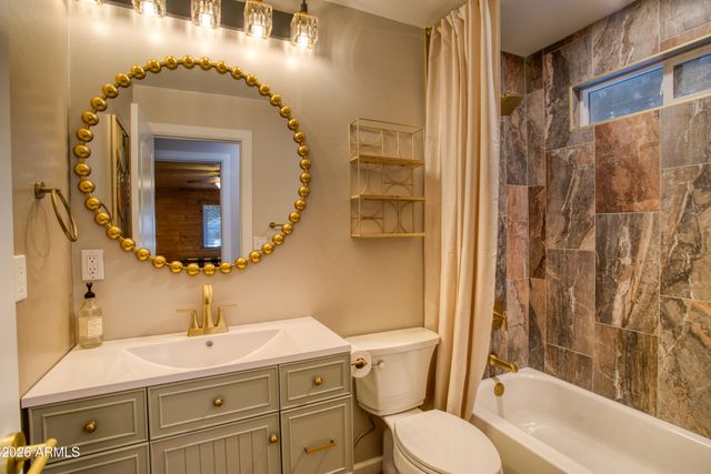 2233 Oakwood Drive, Lakeside, AZ 85929