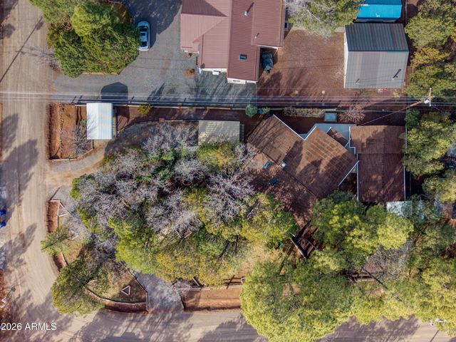 2233 Oakwood Drive, Lakeside, AZ 85929