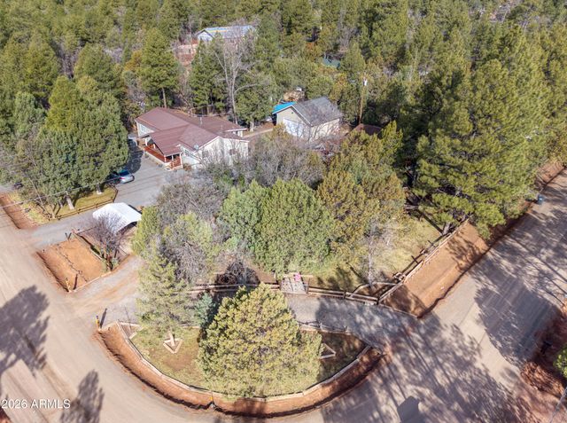 2233 Oakwood Drive, Lakeside, AZ 85929