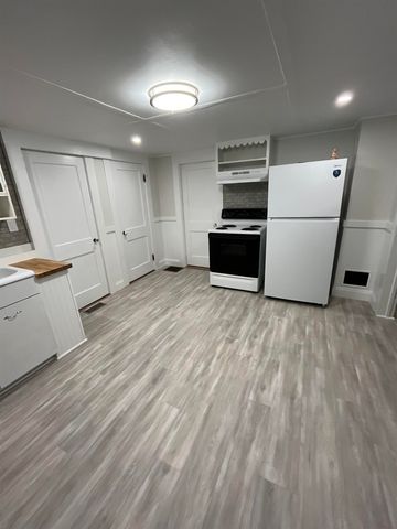 10 Deering Center Road, Deering, NH 03244