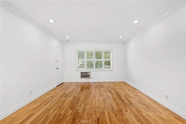 14625 Moorpark Street, Sherman Oaks, CA 91403