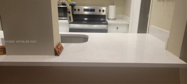 1958 Monroe Street 107, Hollywood, FL 33020