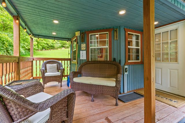 90 Railroad Lock Loop, Beattyville, KY 41311