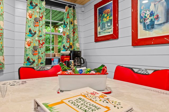 90 Railroad Lock Loop, Beattyville, KY 41311