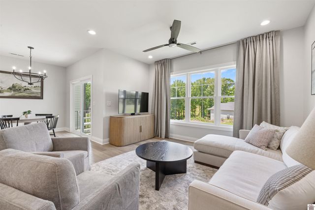 804 Eagle Rest Drive, Grand Rivers, KY 42045