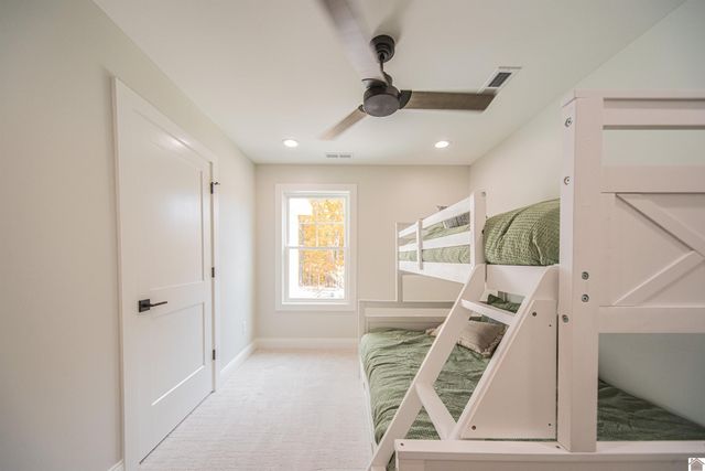 804 Eagle Rest Drive, Grand Rivers, KY 42045