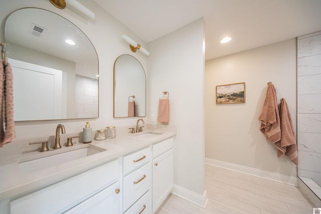 804 Eagle Rest Drive, Grand Rivers, KY 42045