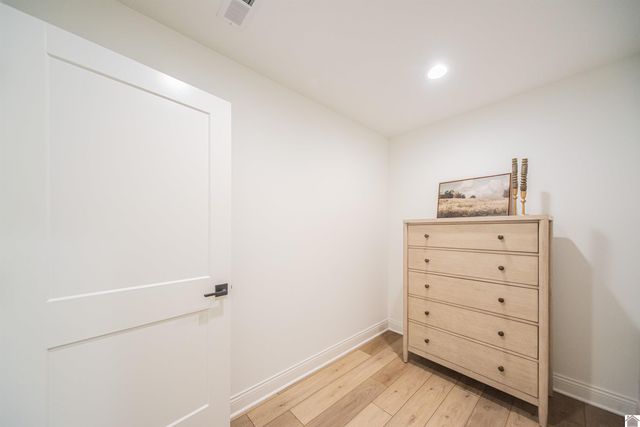 804 Eagle Rest Drive, Grand Rivers, KY 42045